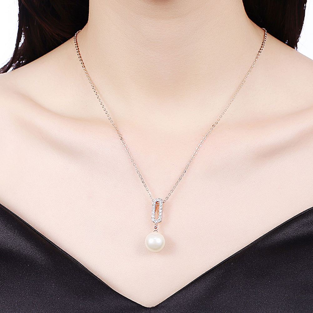 佩戴銀(yín)飾品對(duì)身(shēn)體(tǐ)有(yǒu)傷害嗎(ma)